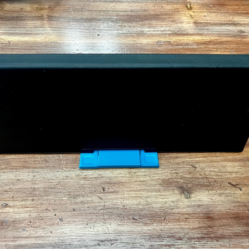 Logitech Wireless Bluetooth Keyboard - Picture 4 of 10